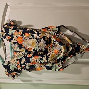 Meet Curve one piece Swimsuit 🩱 size 2X never worn